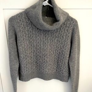 Madeleine Thompson Gere Cropped Cashmere Sweater